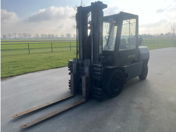 Xe nâng HYSTER