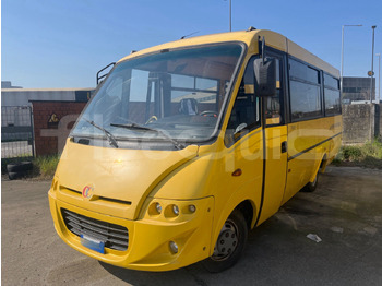 Xe buýt trường học Iveco Cacciamali: hình 4