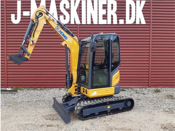 Máy xúc mini XCMG XE27E