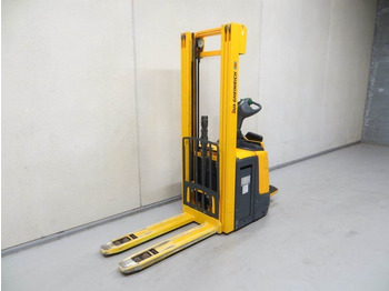 Máy xếp chồng Jungheinrich ERC 214Z: hình 3