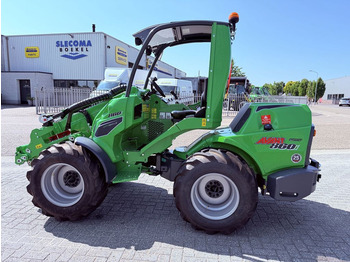 Máy xúc lật bánh lốp AVANT