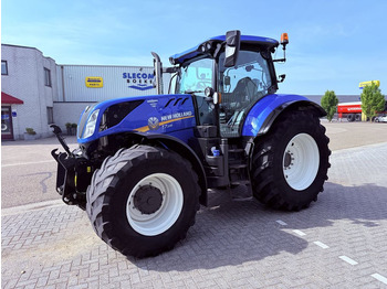 Máy cày NEW HOLLAND T7.245