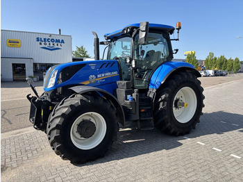 Máy cày NEW HOLLAND T7.245