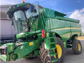 Máy gặt đập JOHN DEERE S780