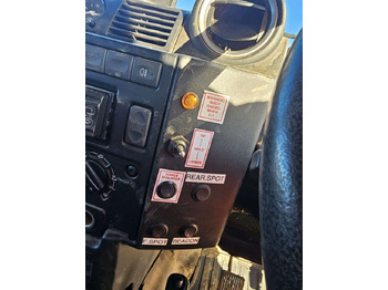 Xe ben nhỏ LAND ROVER DEFENDER 130 TIPPER: hình 4