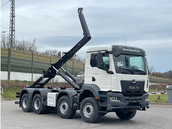 Xe tải nâng móc MAN TGS 35.480