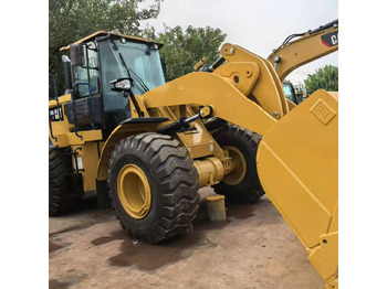 Máy xúc lật bánh lốp CATERPILLAR 950GC