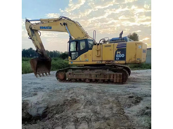 Máy xúc bánh xích KOMATSU PC600