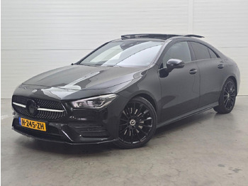 Sedan MERCEDES-BENZ
