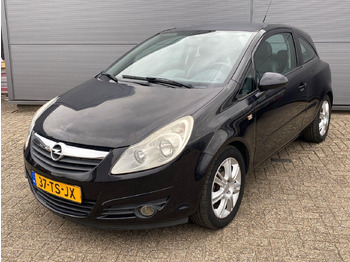 Hatchback OPEL