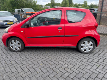 Hatchback Toyota Aygo 1.0 12V 2007 247.975 km 37-XF-VH: hình 4