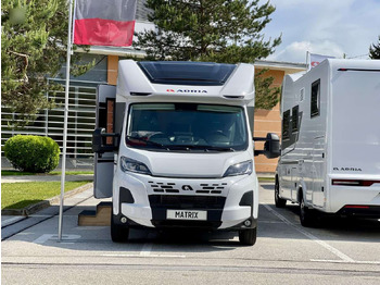 Xe cắm trại bán tích hợp ADRIA Matrix