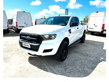 Xe bán tải FORD Ranger