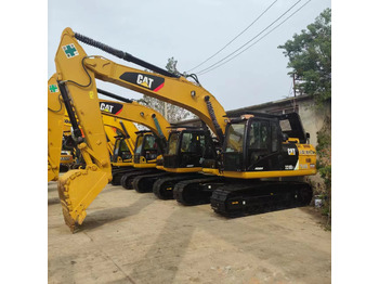 Máy xúc bánh xích CATERPILLAR 320D