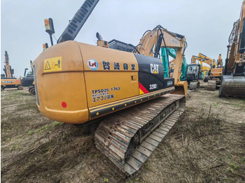 Máy xúc bánh xích CATERPILLAR 320D2