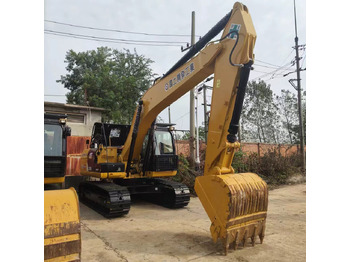 Máy xúc bánh xích CATERPILLAR 320D2
