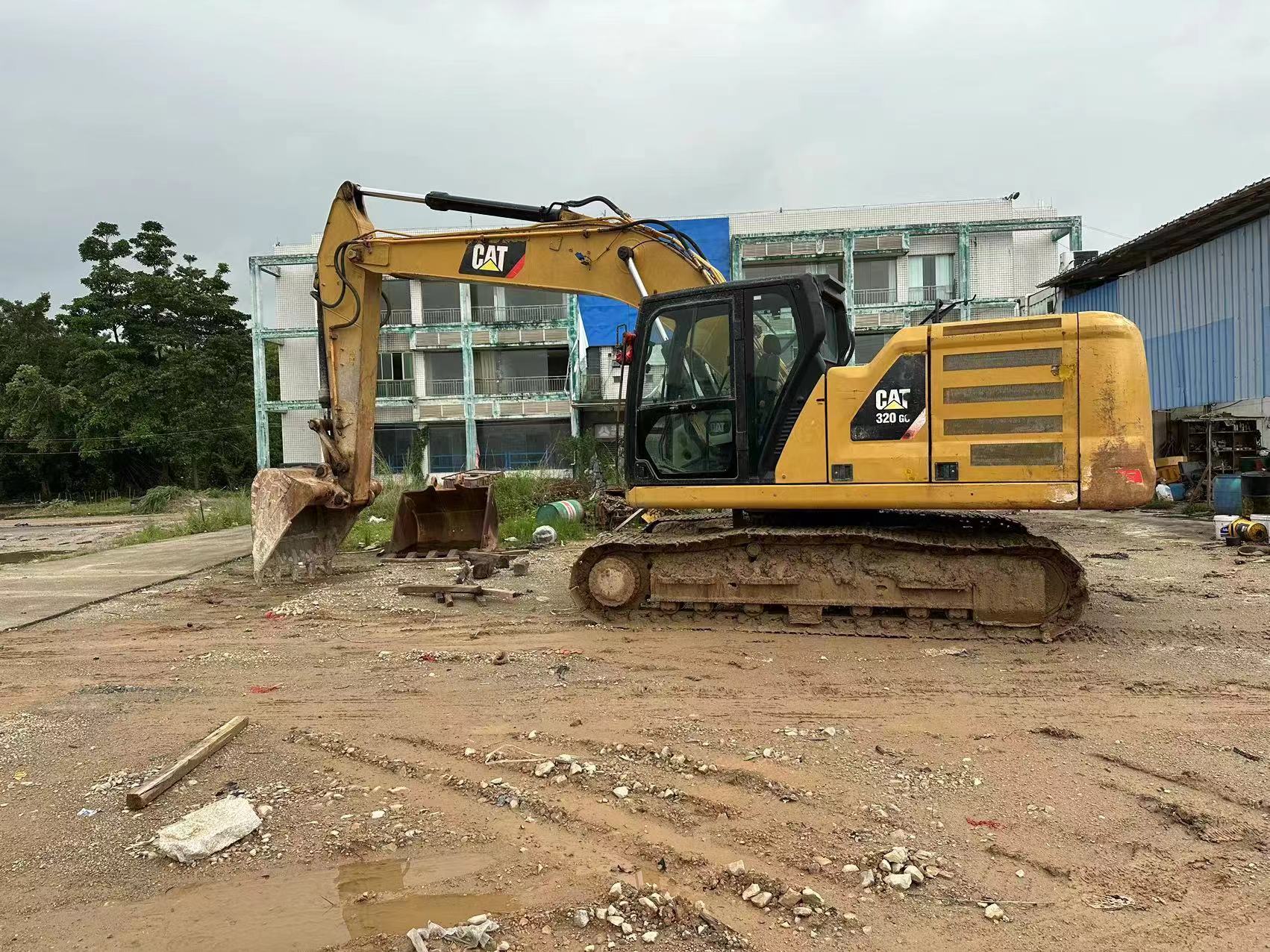 Máy xúc bánh xích CATERPILLAR 320GC: hình 2