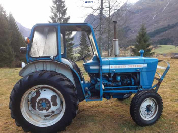 Máy cày FORD