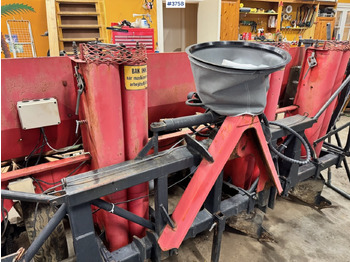 Máy trồng khoai tây