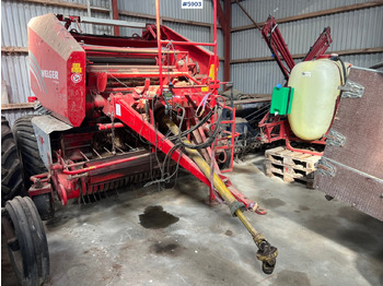 Trang thiết bị dàn trải 2005 Welger RP 235 press w/ net: hình 4