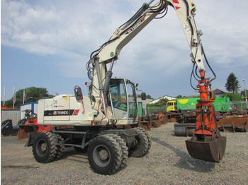 Máy xúc bánh lốp TEREX