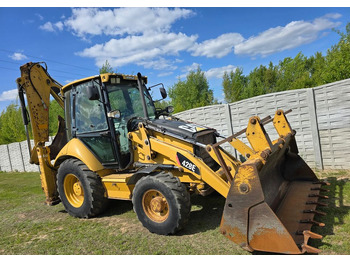 Máy xúc trước múc sau CATERPILLAR