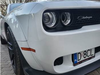 Xe coupe Dodge Challenger: hình 2
