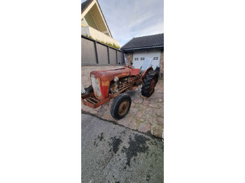 Máy cày MASSEY FERGUSON 1000 series