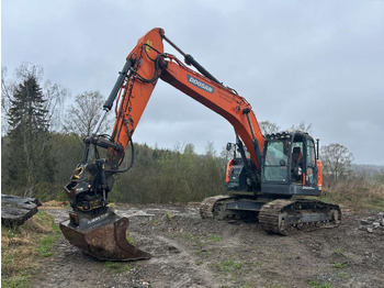 Máy xúc DOOSAN DX235LCR