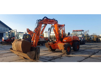 Máy xúc bánh lốp MECALAC