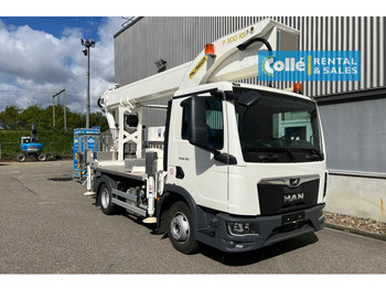 Nền bục trên không gắn trên xe tải PALFINGER