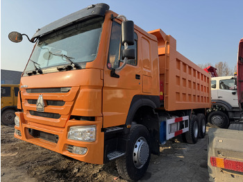Xe ben SINOTRUK HOWO