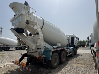 Xe trộn bê tông mới shacman: hình 4 Xe trộn bê tông mới shacman: hình 4