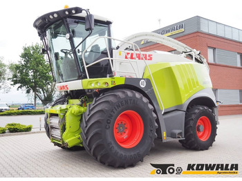 Máy gặt đập thức ăn gia súc CLAAS Jaguar 940
