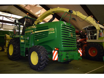 Máy gặt đập thức ăn gia súc John Deere 7400: hình 4