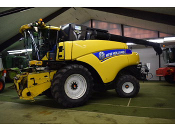 Máy gặt đập NEW HOLLAND CR9090