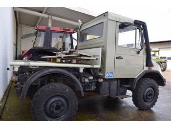 Tiện ích/ Xe đặc dụng Mercedes-Benz Unimog U 90: hình 3