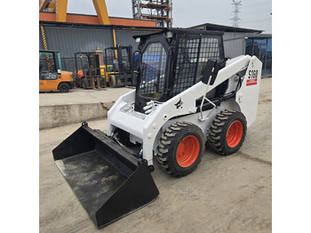 Máy xúc lật đa năng BOBCAT S160