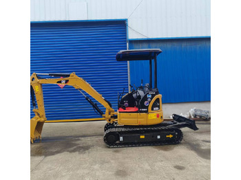 Máy xúc mini CATERPILLAR 303E