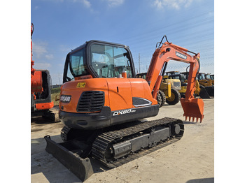 Máy xúc mini Doosan DX60: hình 4