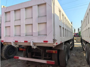 Xe ben SINOTRUK HOWO 8x4: hình 3
