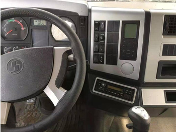 Xe bồn Shacman F3000: hình 2 Xe bồn Shacman F3000: hình 2