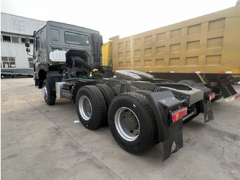 Xe đầu kéo SINOTRUK HOWO