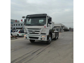 Xe đầu kéo SINOTRUK HOWO
