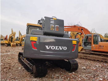Máy xúc bánh xích Volvo EC210: hình 3