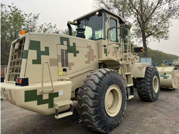 Máy xúc lật bánh lốp XCMG LW500