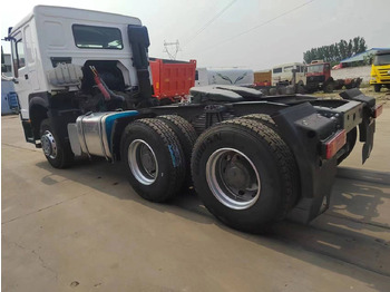 Xe đầu kéo Sinotruk Howo 420: hình 5 Xe đầu kéo Sinotruk Howo 420: hình 5
