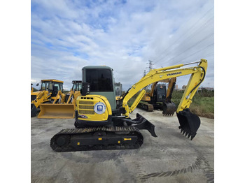 Máy xúc mini YANMAR