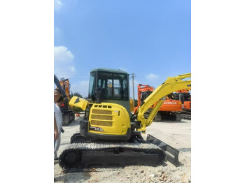 Máy xúc mini YANMAR