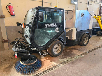 Xe quét đường NILFISK